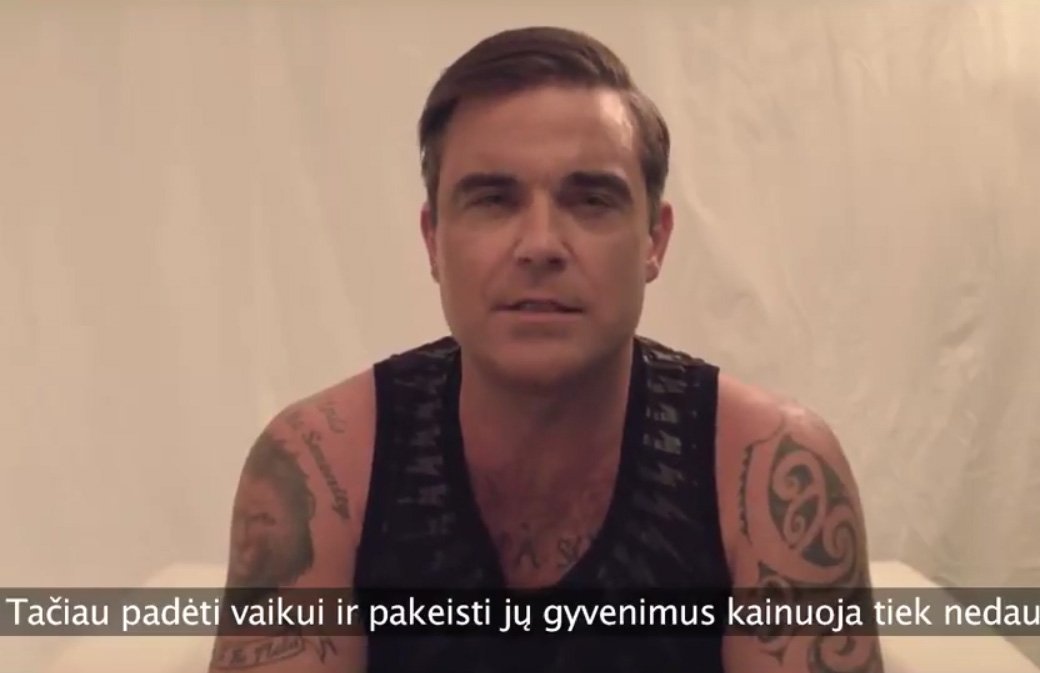 UNICEF : Robbie Williams s'adresse à la Lituanie